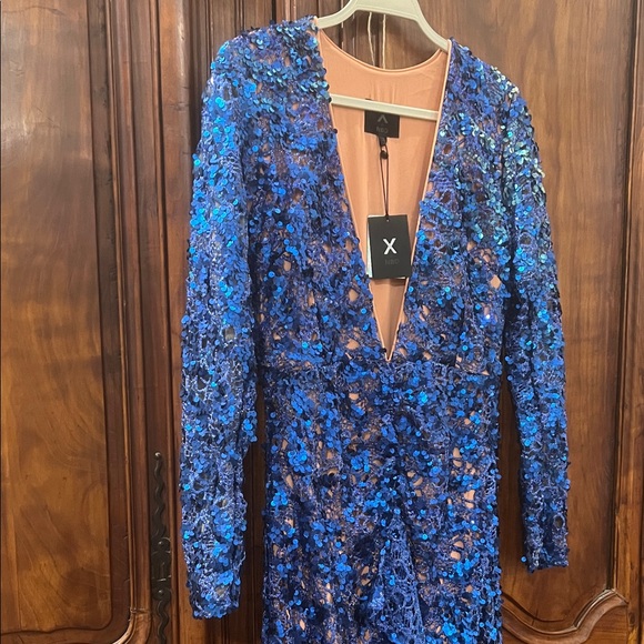 X by NBD Ice Melts Maxi in Electric Blue | Revolve - New - Picture 3 of 14